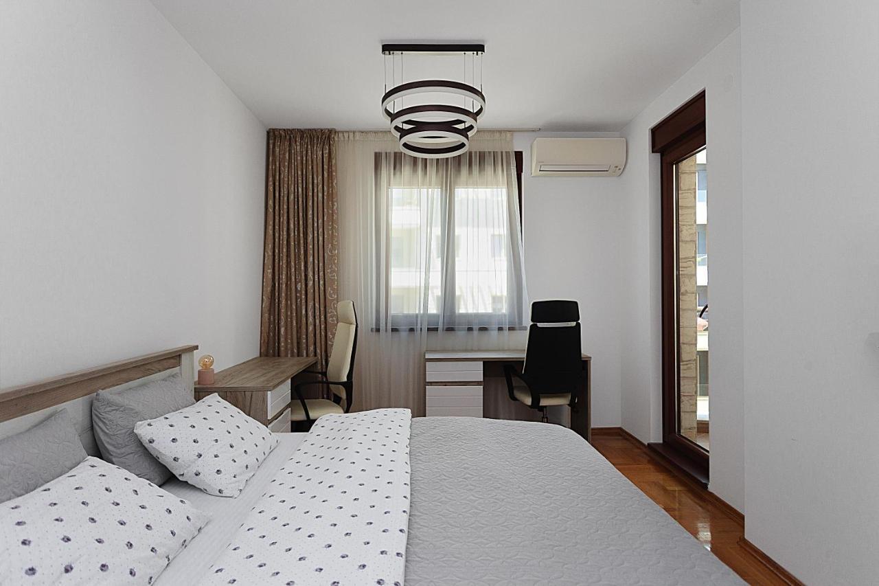 Three Bedroom Spacious Apartment Anatolia Budva Exterior photo