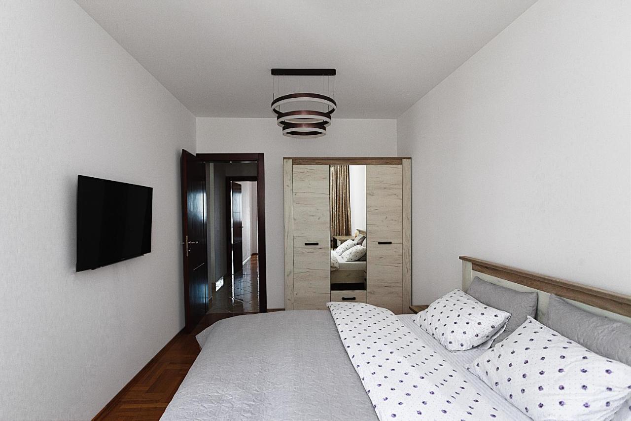 Three Bedroom Spacious Apartment Anatolia Budva Exterior photo